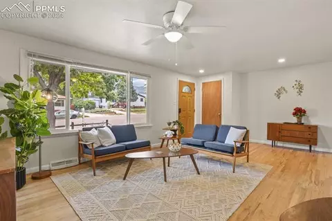 631 Skyline Ave, Colorado Springs, CO 80905