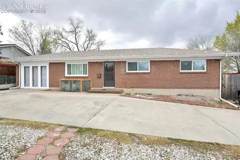 237 S Circle Dr, Colorado Springs, CO 80910