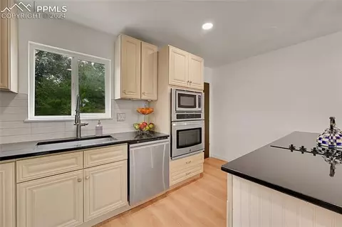 239 Tanna Ct, Colorado Springs, CO 80916