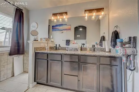 10557 Mount Evans Dr, Peyton, CO 80831 photo 12