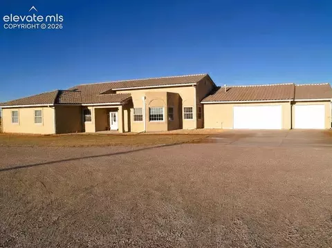 7571 Vanessa Dr, Pueblo, CO 81005