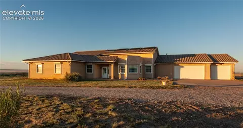 7571 Vanessa Dr, Pueblo, CO 81005
