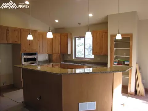 4047 Omer Ln, Divide, CO 80814 photo 2