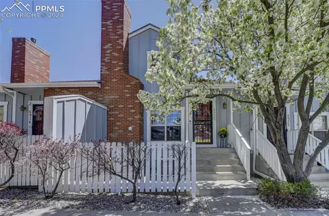 6930 Los Reyes Cir, Colorado Springs, CO 80918