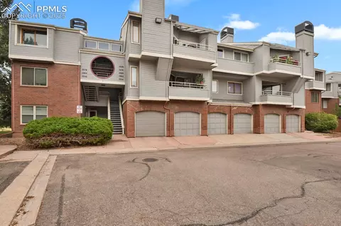 1054 Acapulco Ct, Colorado Springs, CO 80910