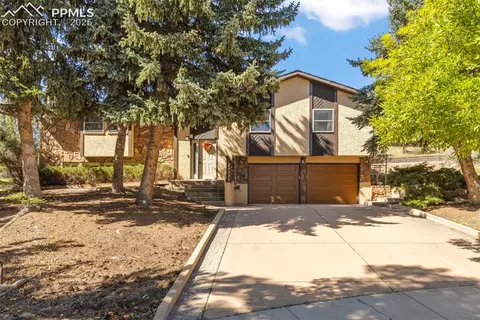 3505 Brushwood Ln, Colorado Springs, CO 80918