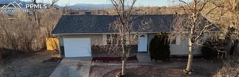 1402 Leigh Ln, Fountain, CO 80817