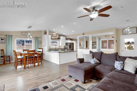 22015 Warriors Path Dr, Peyton, CO 80831 photo 5