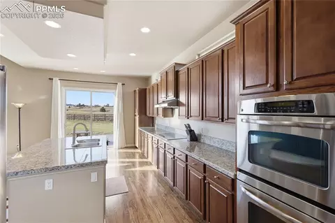Kitchen - 11058 Glen Canyon Dr, Peyton, CO 80831 photo 4 of 8
