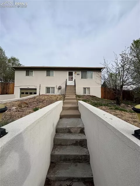 1638 Glacier Dr, Colorado Springs, CO 80910