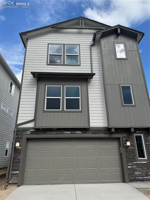 7347 Cornice Pt, Colorado Springs, CO 80923