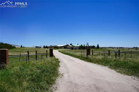 13115 Log Rd, Peyton, CO 80831 photo 1