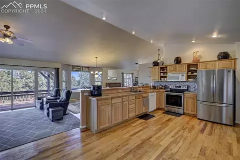 20230 Warriors Path Dr, Peyton, CO 80831 photo 6