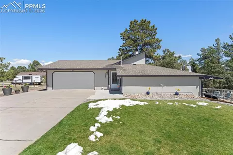 1851 Buttercup Rd, Elizabeth, CO 80107