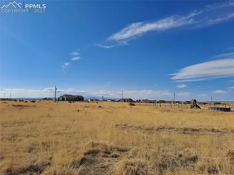 1831 E Jerrian Ln, Pueblo West, CO 81007