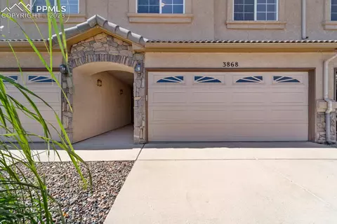 3868 Packers Pt, Colorado Springs, CO 80906