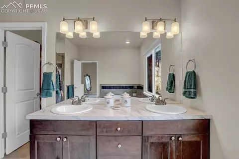 8420 Bear Dance Hts, Cascade, CO 80809 photo 16