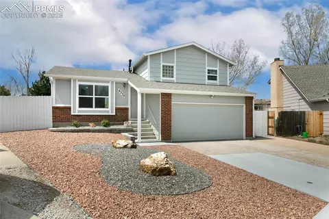 8230 Contrails Dr, Colorado Springs, CO 80920