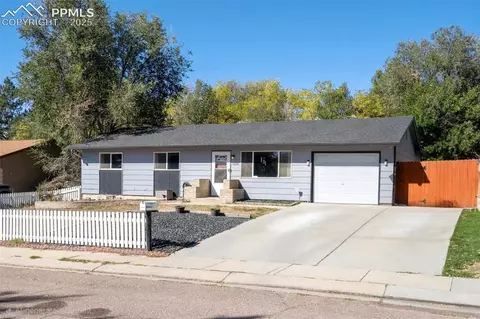 1270 Commanchero Dr, Colorado Springs, CO 80915