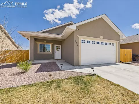 614 Orange St, Pueblo, CO 81005