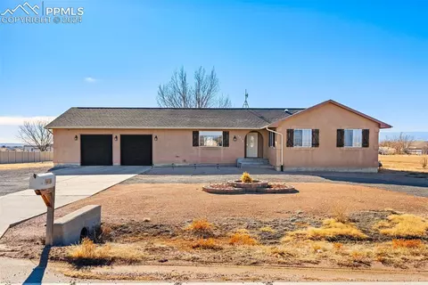 1212 W Oro Grande Dr, Pueblo West, CO 81007