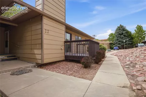 22 Stovel Cir, Colorado Springs, CO 80916
