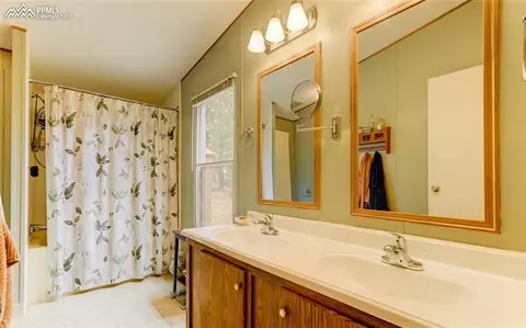 1021 Calcite Dr, Divide, CO 80814 photo 27