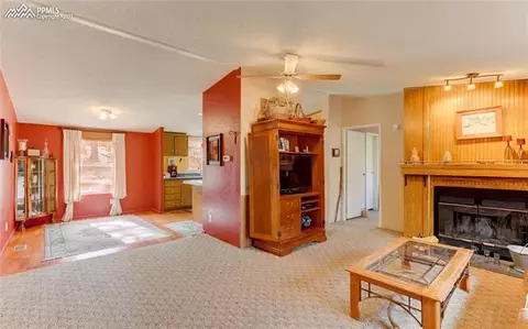 1021 Calcite Dr, Divide, CO 80814 photo 6