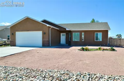 547 S Calico Ct, Pueblo West, CO 81007