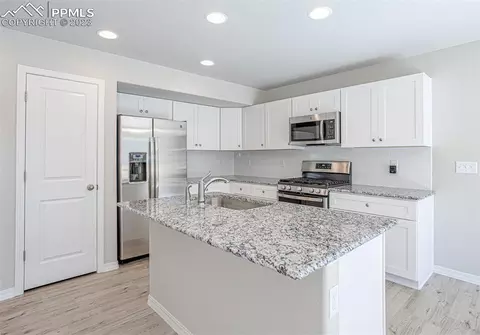 8022 Jayla Trl, Peyton, CO 80831 photo 6