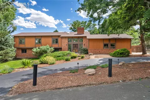 21 Cypress Ln, Colorado Springs, CO 80906