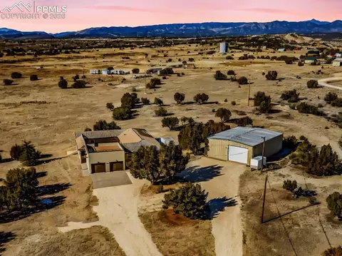 611 Q St, Penrose, CO 81240