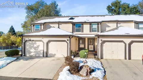 2307 Lexington Village Ln, Colorado Springs, CO 80916