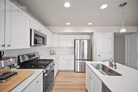 Kitchen - 8062 Jayla Trl, Peyton, CO 80831 photo 4 of 7