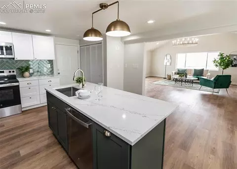995 Choate Ln, Yoder, CO 80864 photo 9