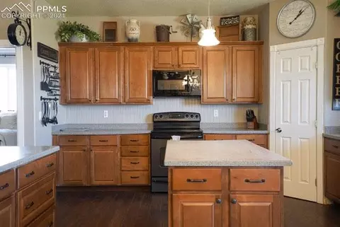 3085 Angus Ct, Peyton, CO 80831 photo 3