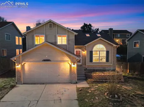 6095 Breeze Ct, Colorado Springs, CO 80918