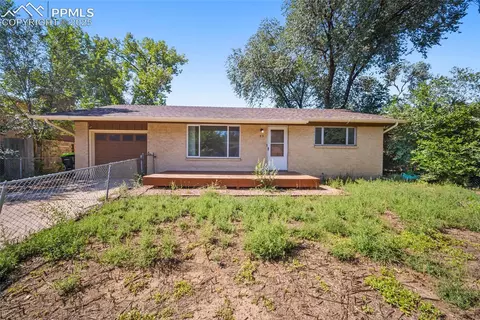 95 Landoe Ln, Colorado Springs, CO 80911