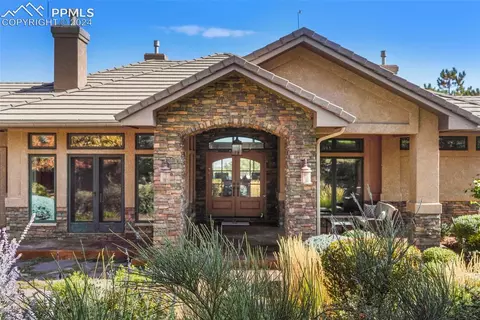 12 W Point Rd, Colorado Springs, CO 80906
