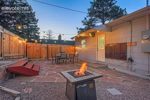 Exterior - 9955 Mesa Rd, Cascade, CO 80809 photo 4 of 8