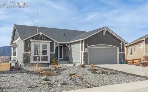 16870 Roaming Elk Dr, Monument, CO 80132