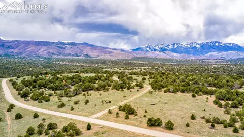 1069 Eagle Peak Cir, Cotopaxi, CO 81223 photo 1
