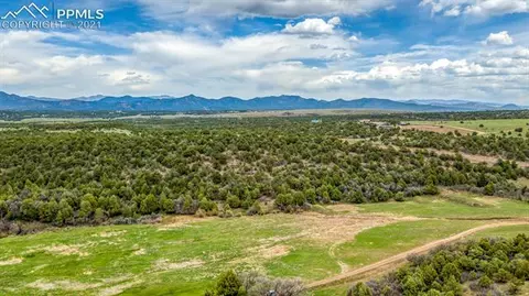 1069 Eagle Peak Cir, Cotopaxi, CO 81223 photo 4