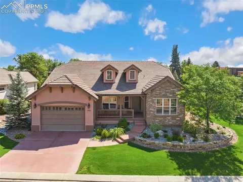 2913 Cathedral Park Vw, Colorado Springs, CO 80904
