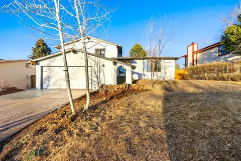 6135 Vadle Ln, Colorado Springs, CO 80918