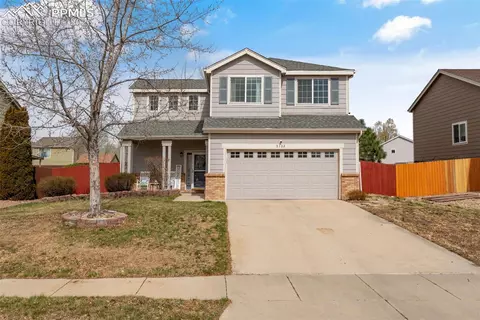 5132 Mountain Air Cir, Colorado Springs, CO 80916