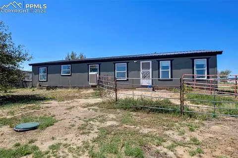 3975 Feather Ridge Dr, Peyton, CO 80831 photo 9
