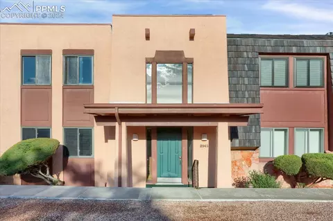 2945 Mesa Rd #A, Colorado Springs, CO 80904