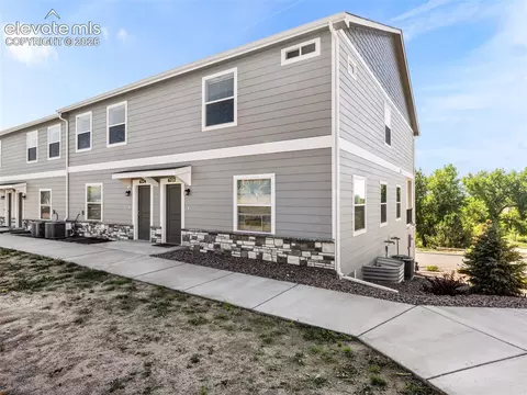 6712 Condor Hill Hts, Colorado Springs, CO 80915