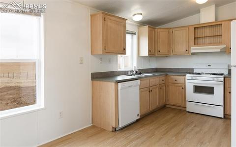 34250 Highway 94, Yoder, CO 80864 photo 12